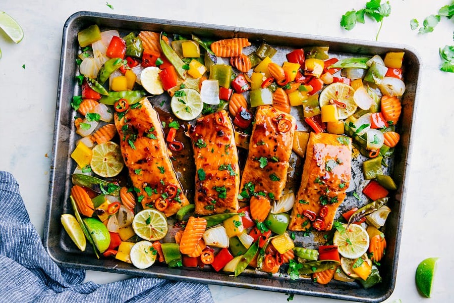 salmon al horno con verduras